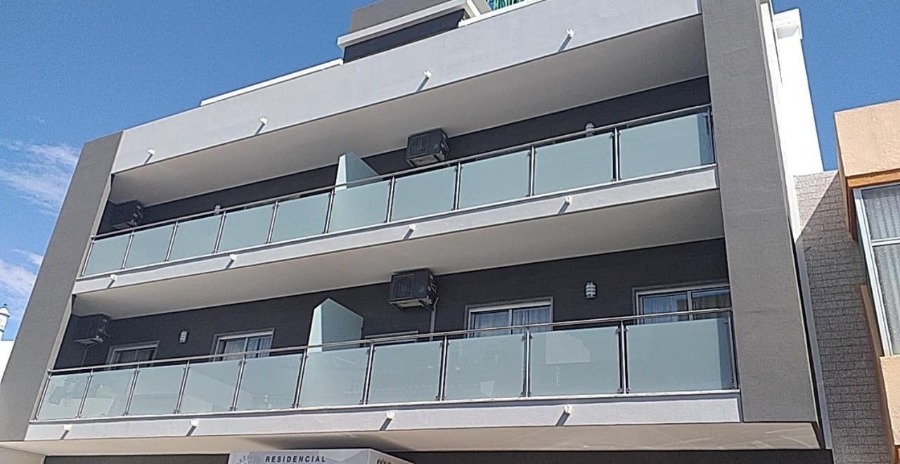 Residencial Nosso Paraiso Bed & Breakfast Quarteira Exterior photo